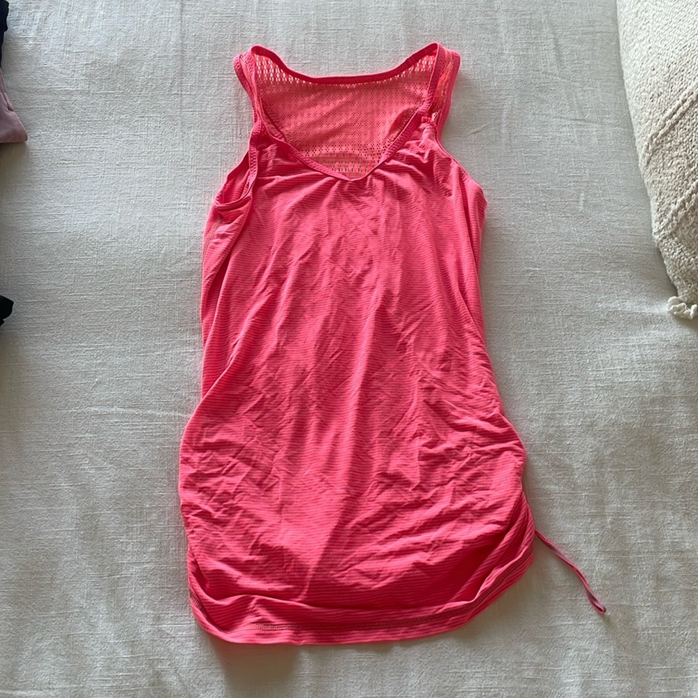 Size 8 Lululemon workout top.